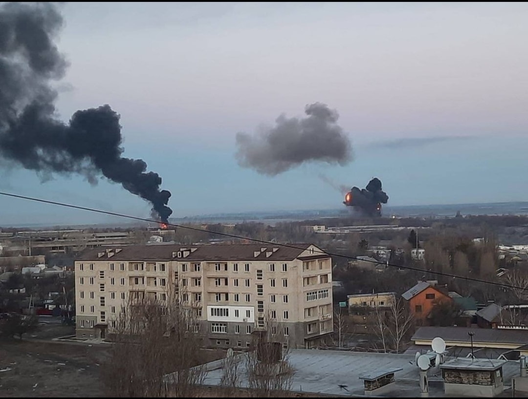 Russia invade Ucraina guerra Europa kiev zelensky bombardamenti putin donbass